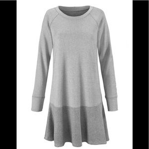 CAbi Flashdance Tunic sweatshirt